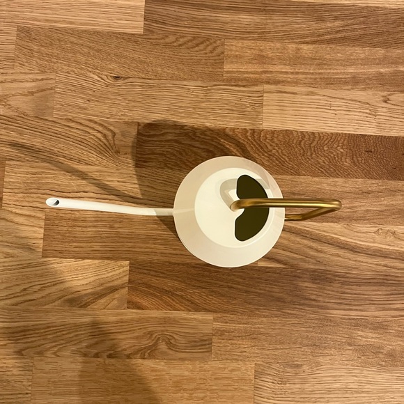 Watering Can🪴💦 Ivory and Gold 30oz Watering Can Maria Seipel VATTENKRASSE Ikea - Picture 9 of 12